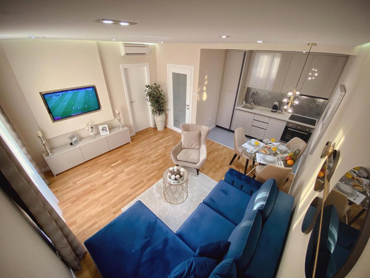 Tiffany Lux Apartment トレビニエ エクステリア 写真
