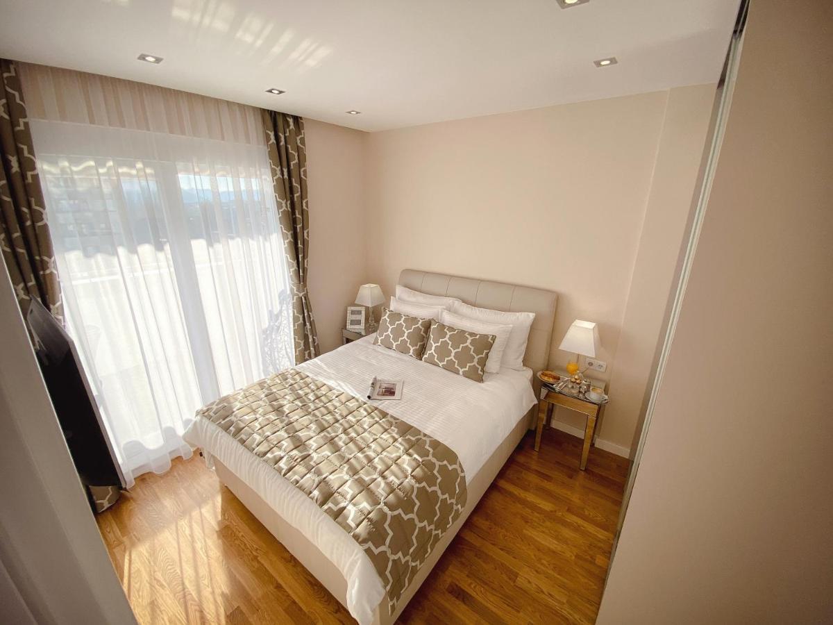 Tiffany Lux Apartment トレビニエ エクステリア 写真